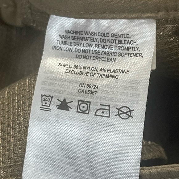 Columbia Hiking Pant Omni Shield Zip off to Shorts Tan brown size 8 NWOT - Picture 6 of 10